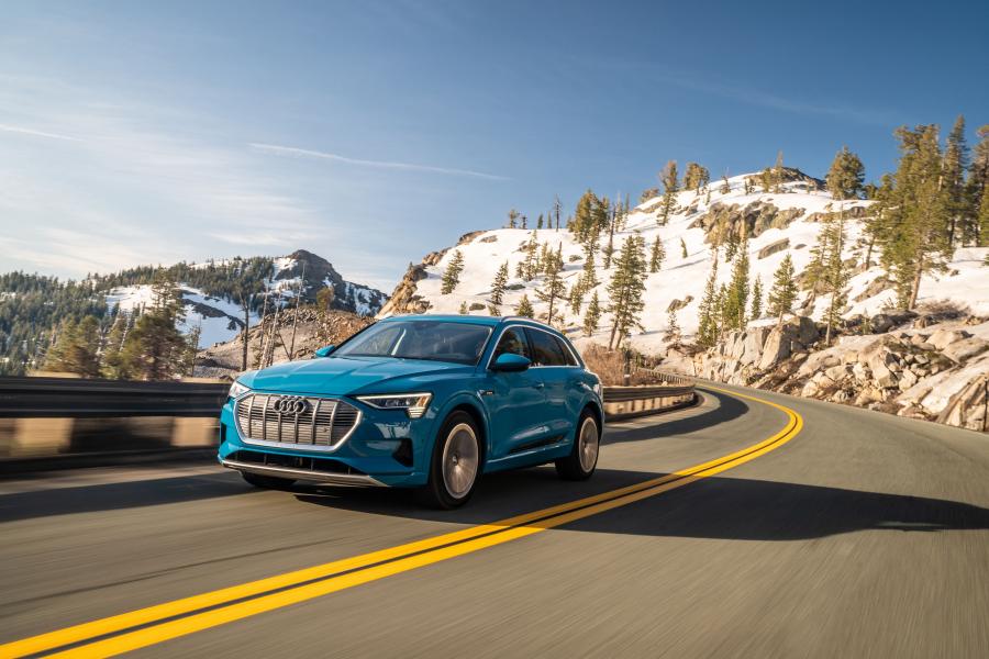  Audi e-tron 55 Quattro 2019 года  (NA) (фото 36 из 40)